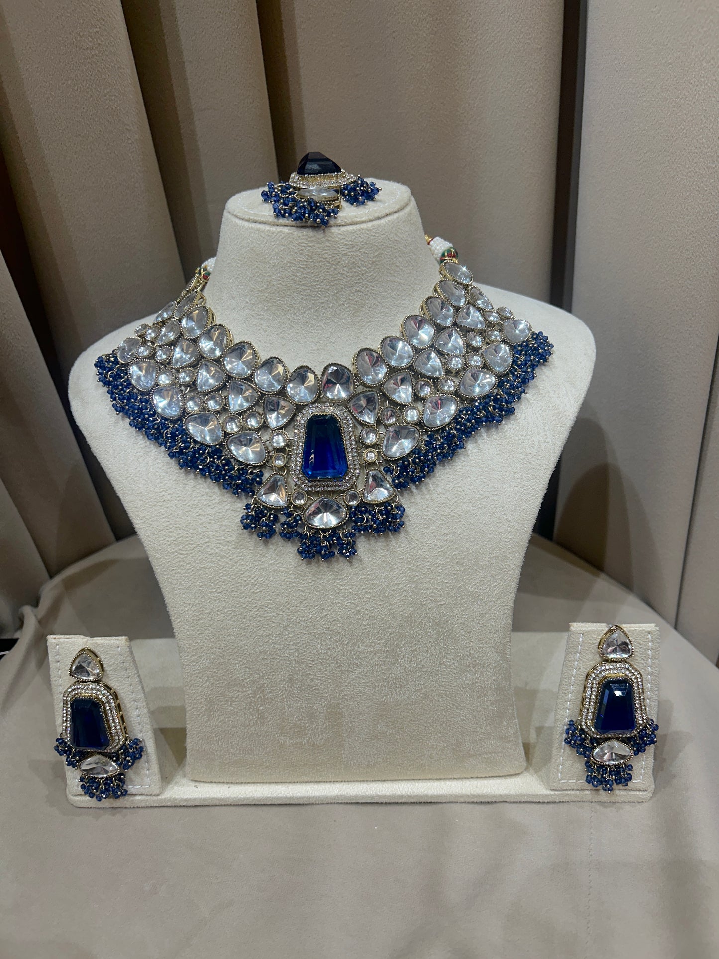 Rental jewellery