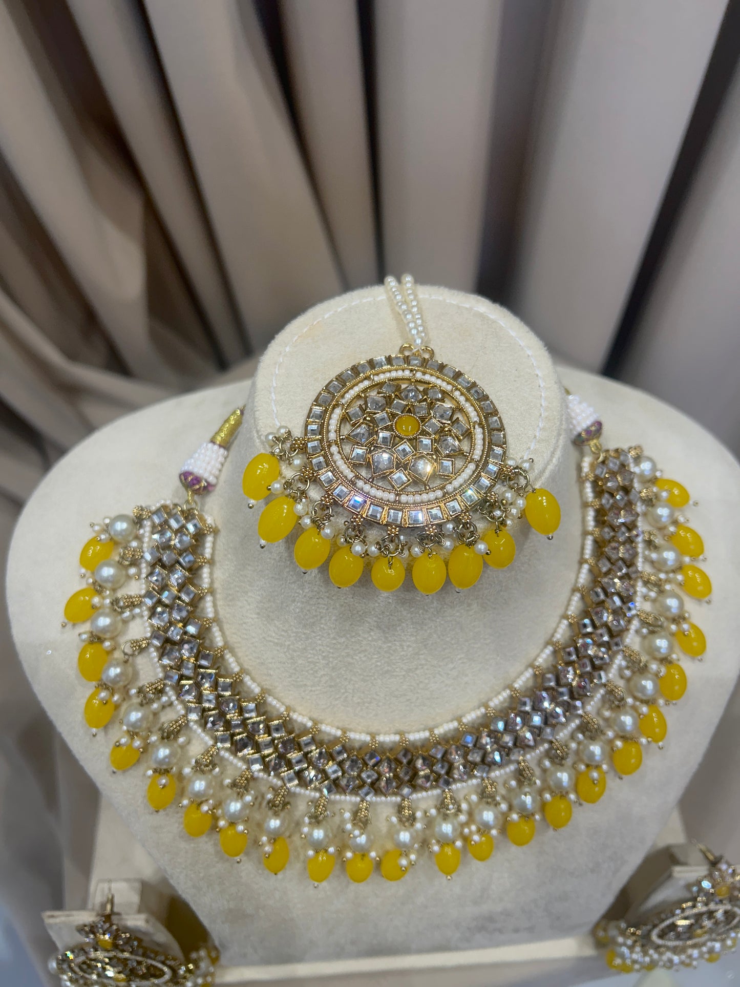 Rental jewellery