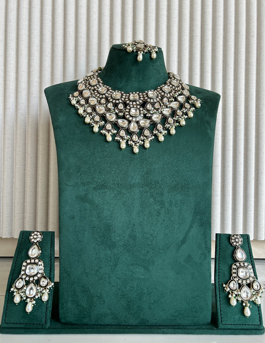 Choker half set