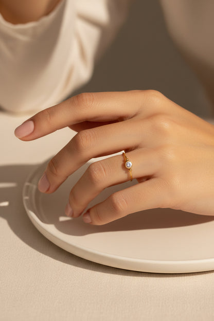Amora ring
