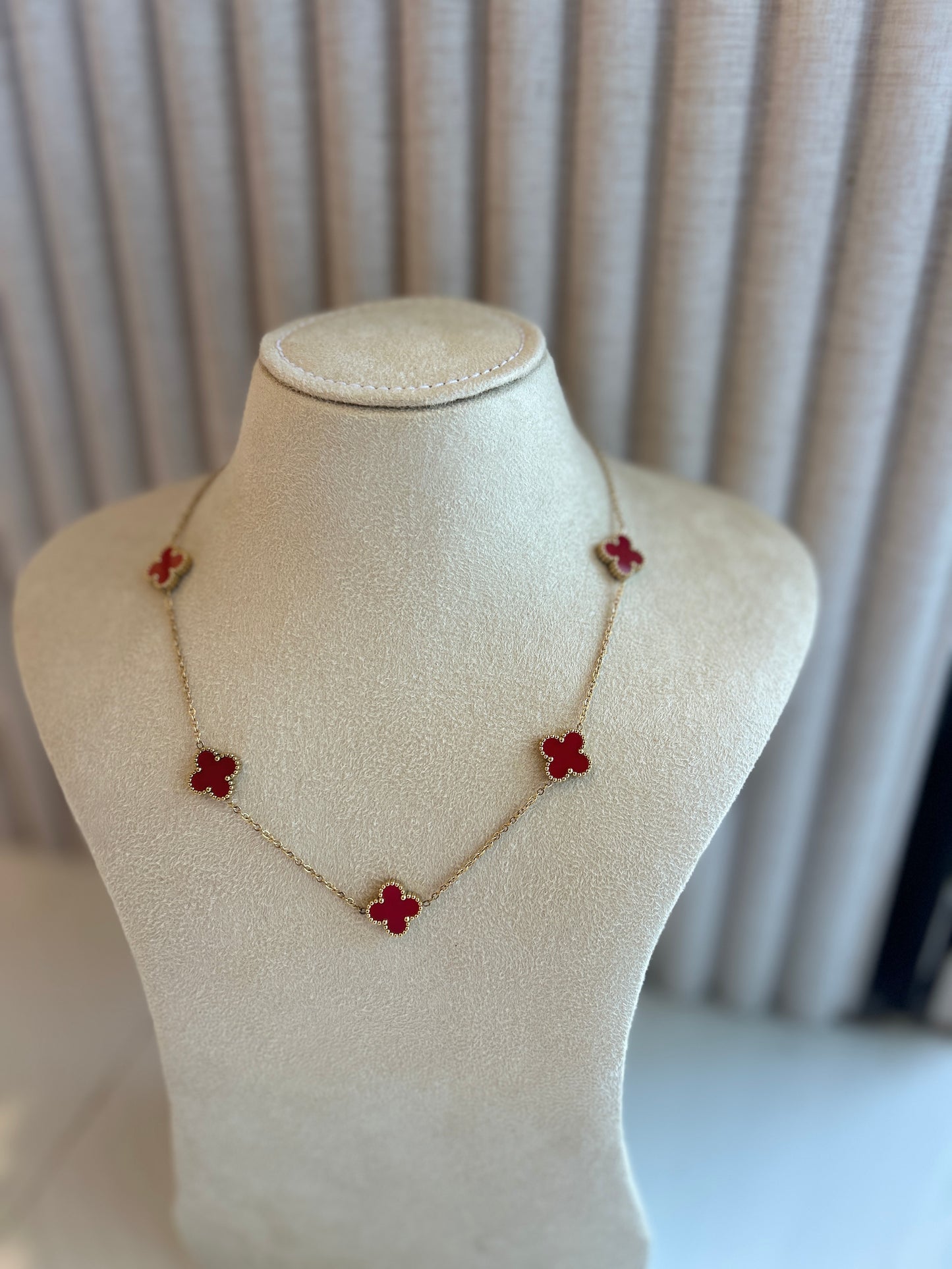 Red clover necklace