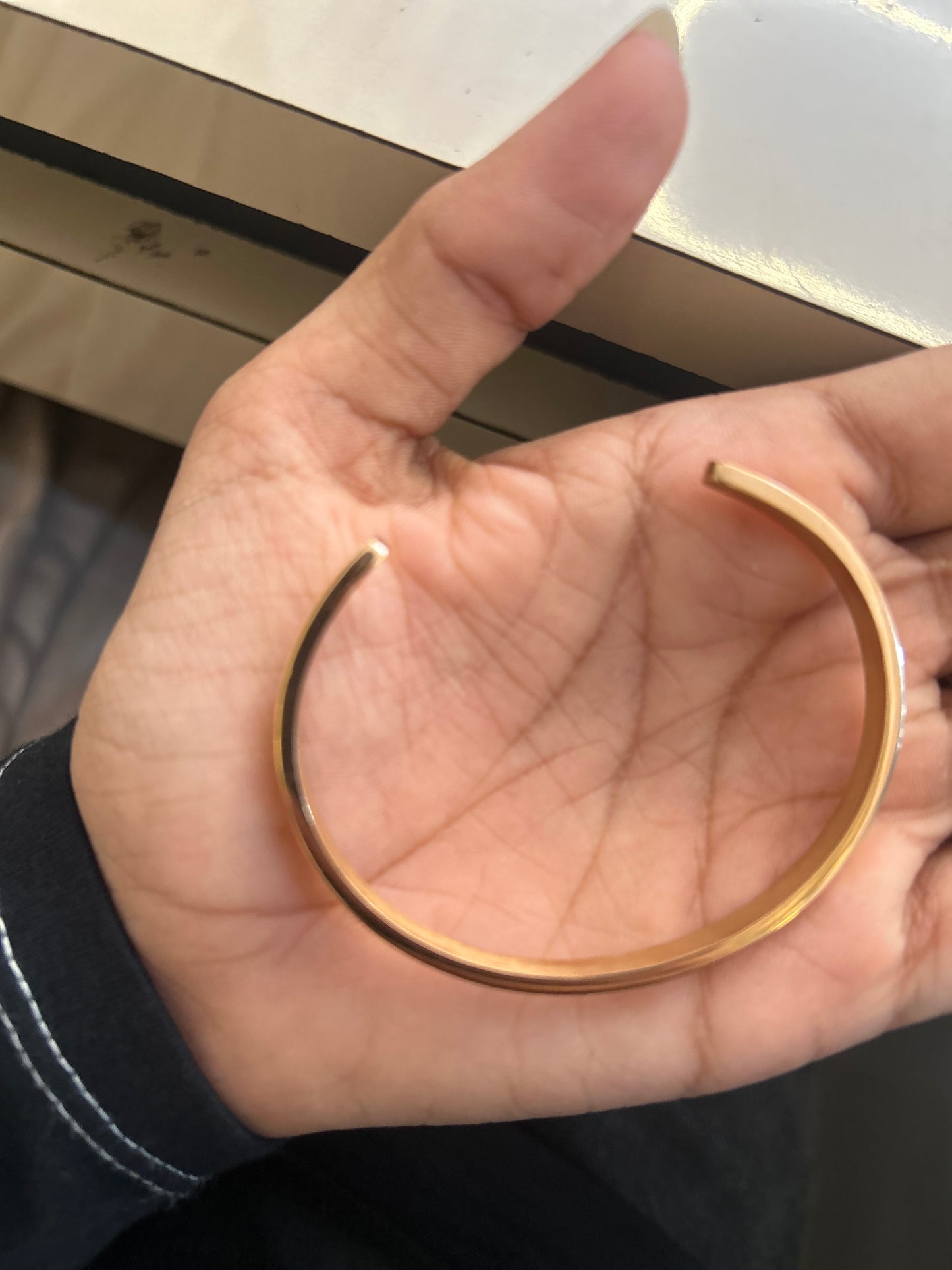 Rose gold bangle