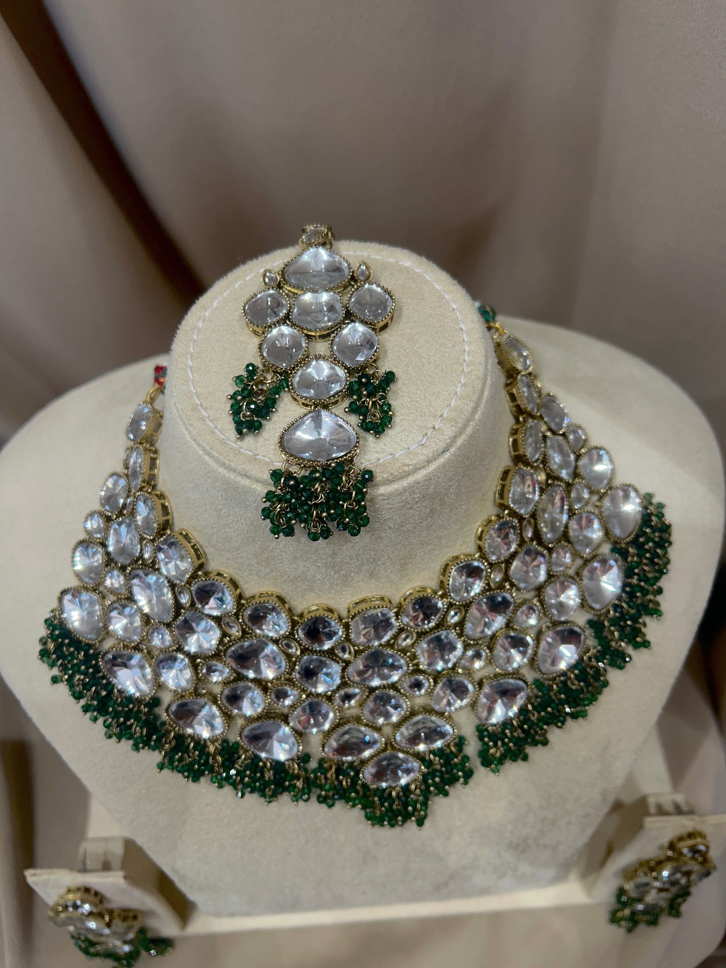 Rental jewellery