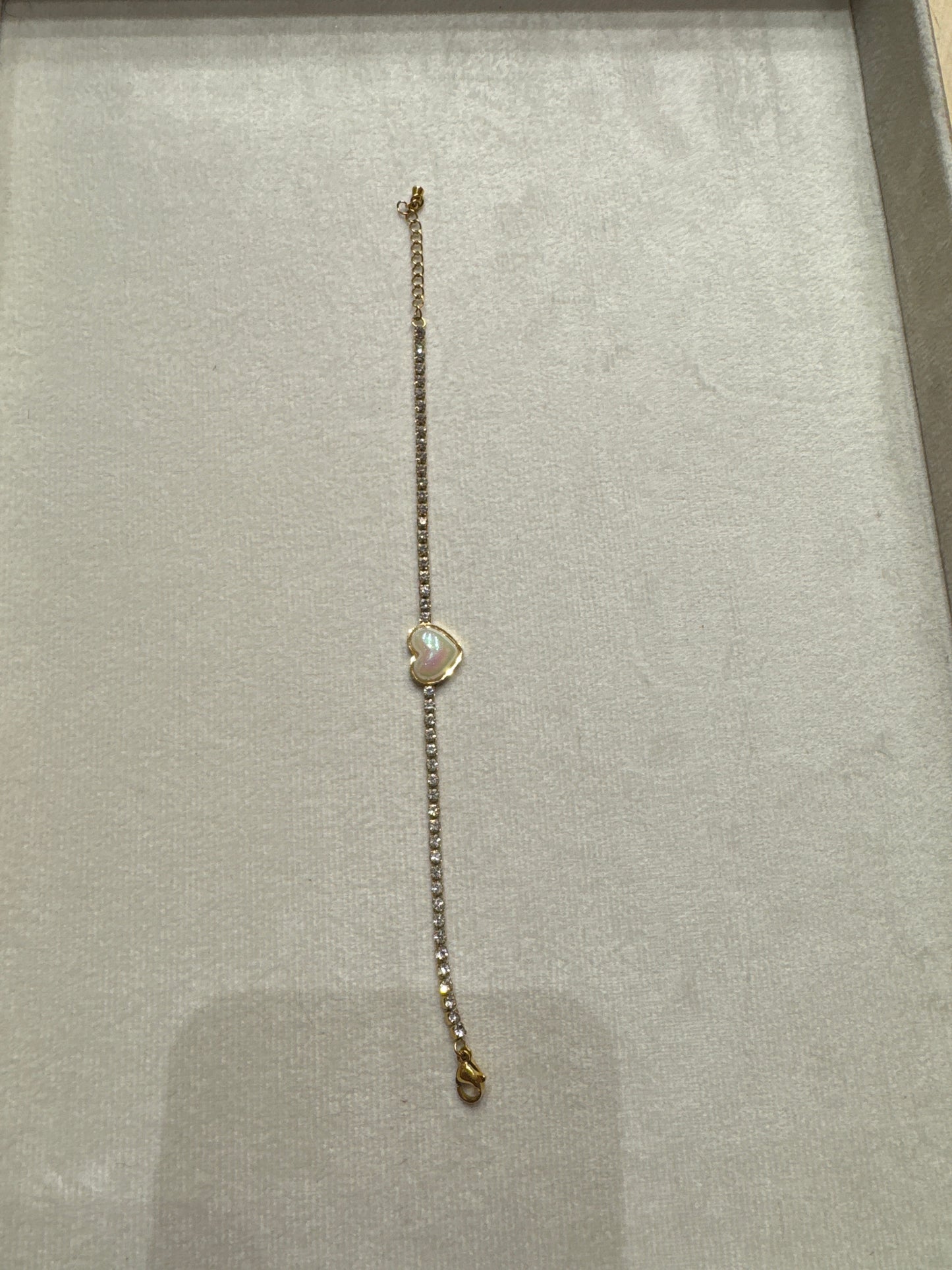 Love with stone bracelet Gold