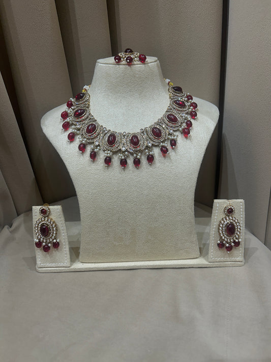 Rental jewellery Red
