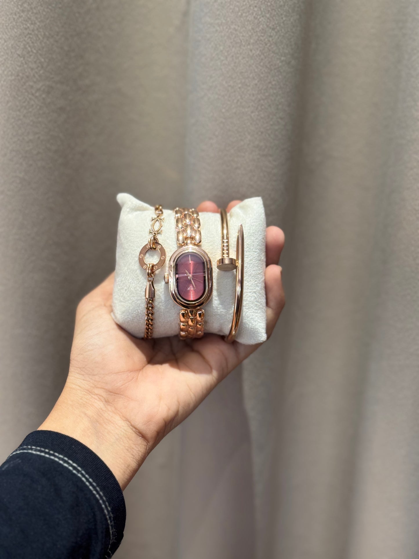 Rose gold stack