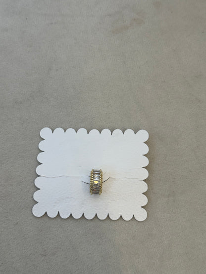 Middle Earring