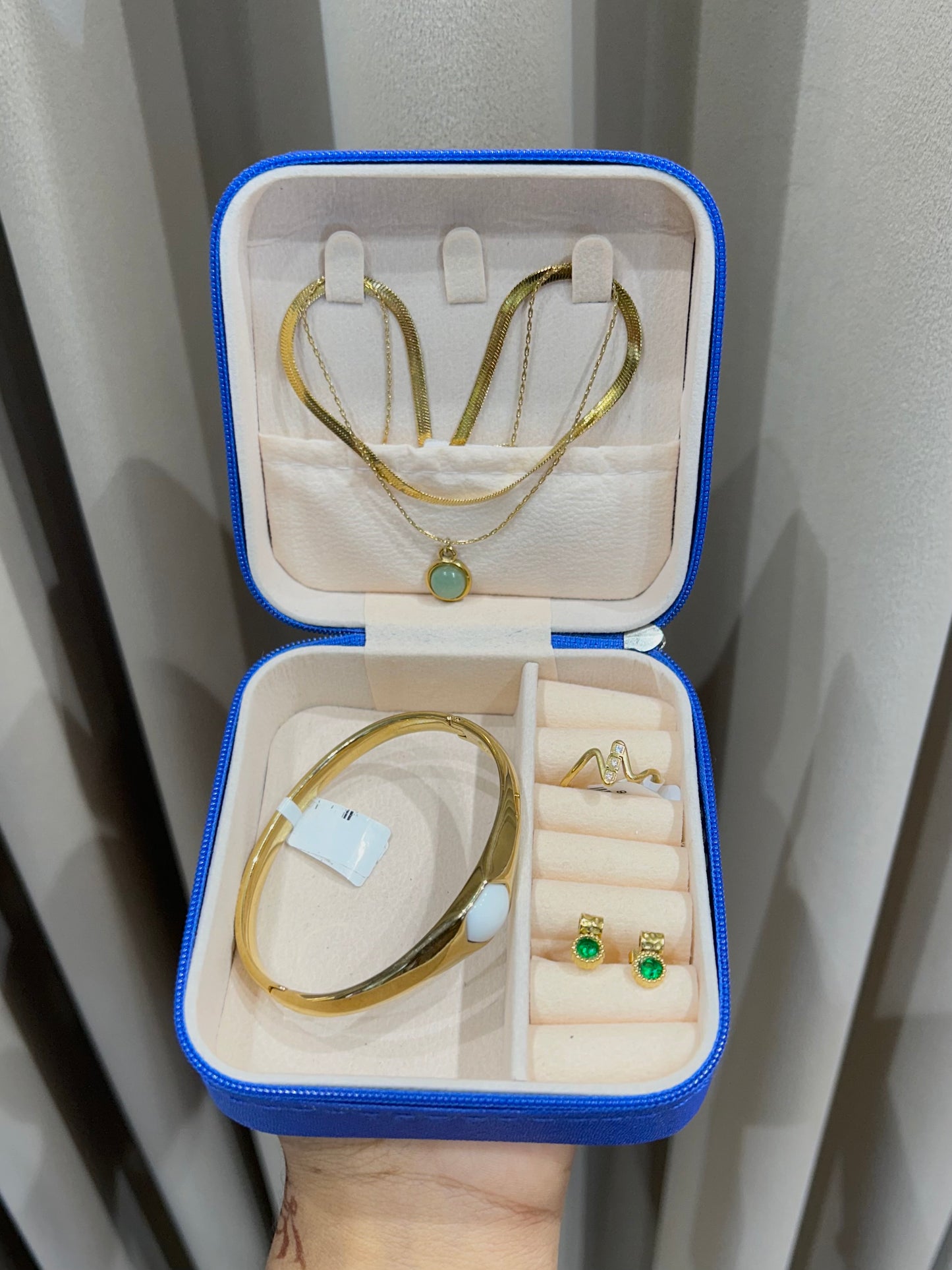 Gift box