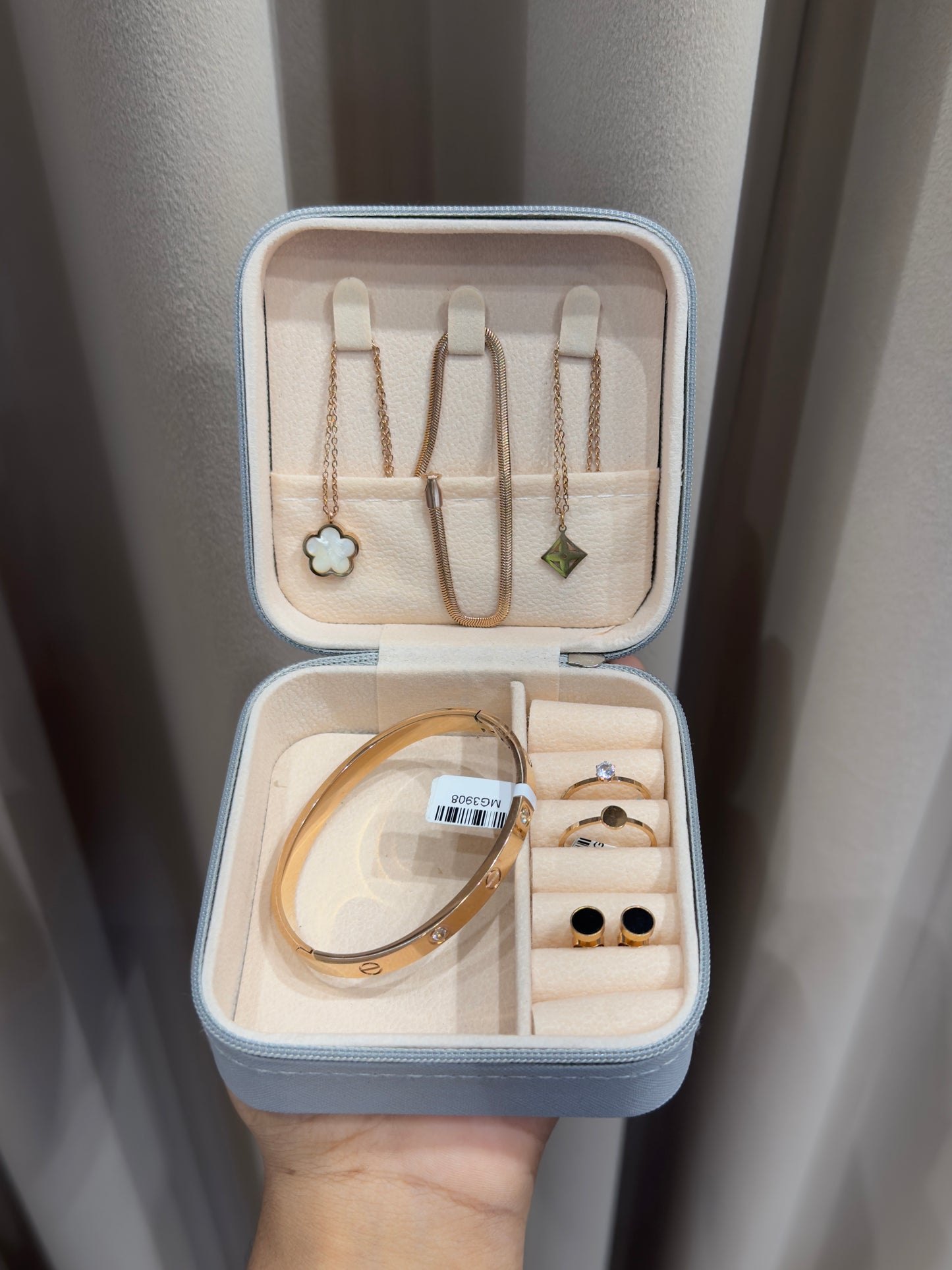 Gift box