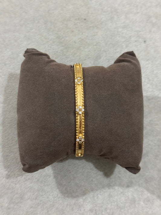 Gilded Blossom Bangle Gold