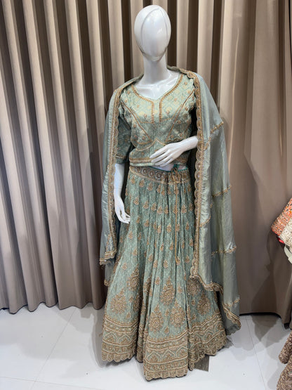 Rental dress lahanka