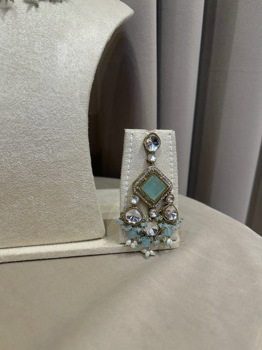 Rental jewellery poder blue
