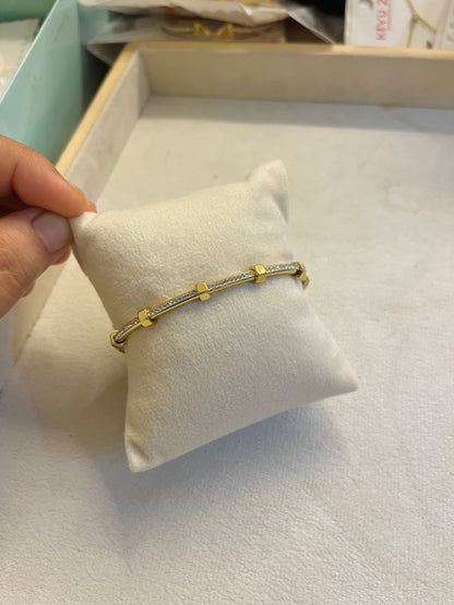 Hawwa Gold Bangle Adult size