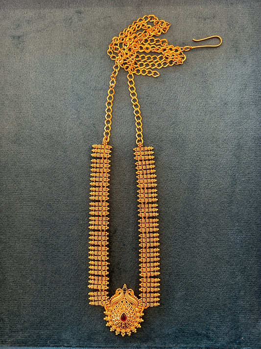 Rental hip chain antique