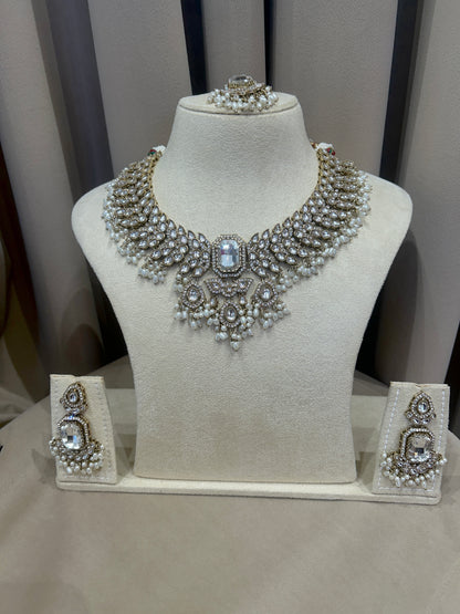 Pearl Cascade Set
