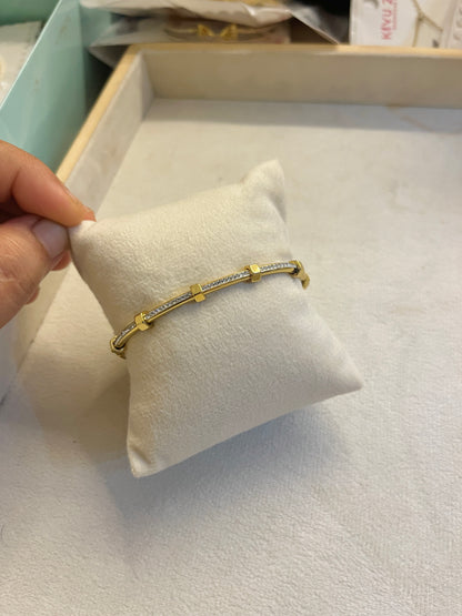 Hawwa Gold Bangle Adult size