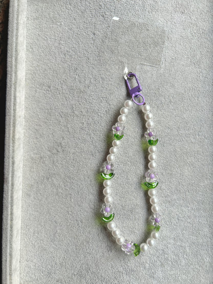 Purple Flower Green Heart Beaded Phone Charm - Purple Carabiner