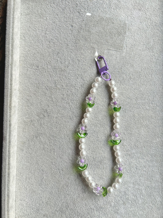 Purple Flower Green Heart Beaded Phone Charm - Purple Carabiner