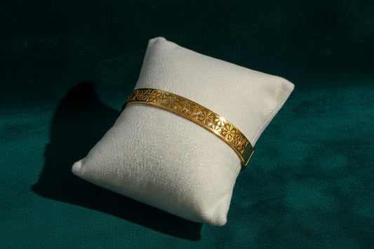 Daisy Bangle Gold