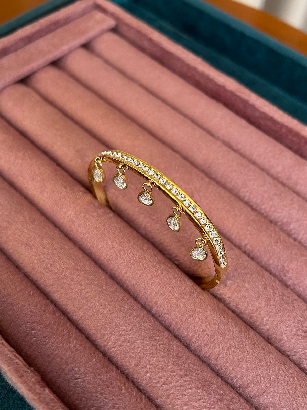 Drop charm bangle