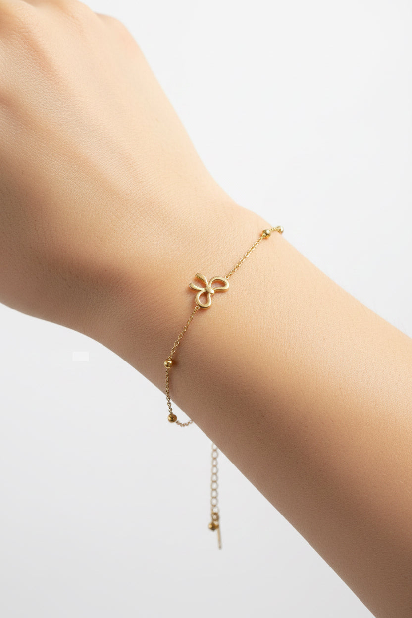 Bow bracelet