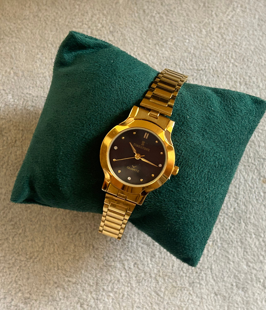 Classic Gold-Tone Quartz Watch with Metal Strap