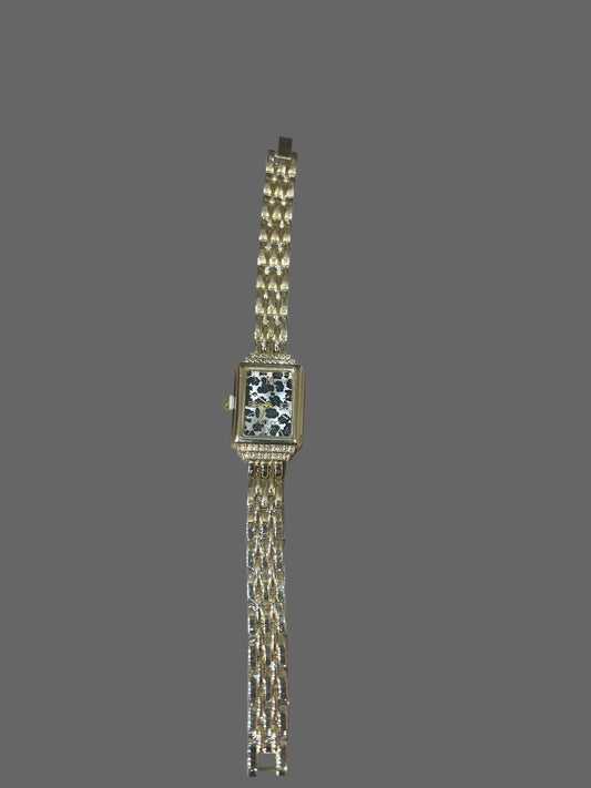 Novella watch