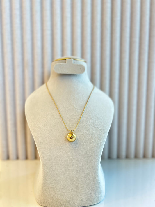 Golden sphere necklace