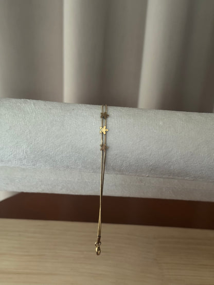 Flower bracelet