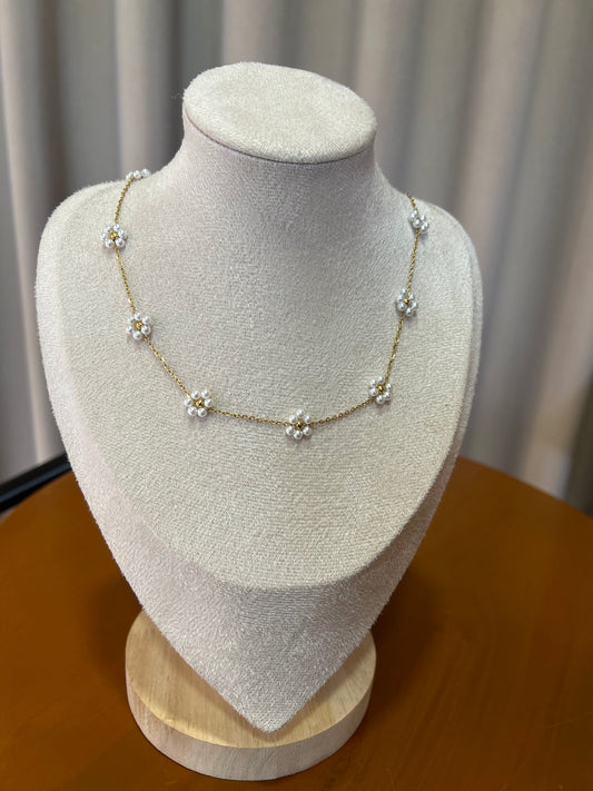 Flower necklace