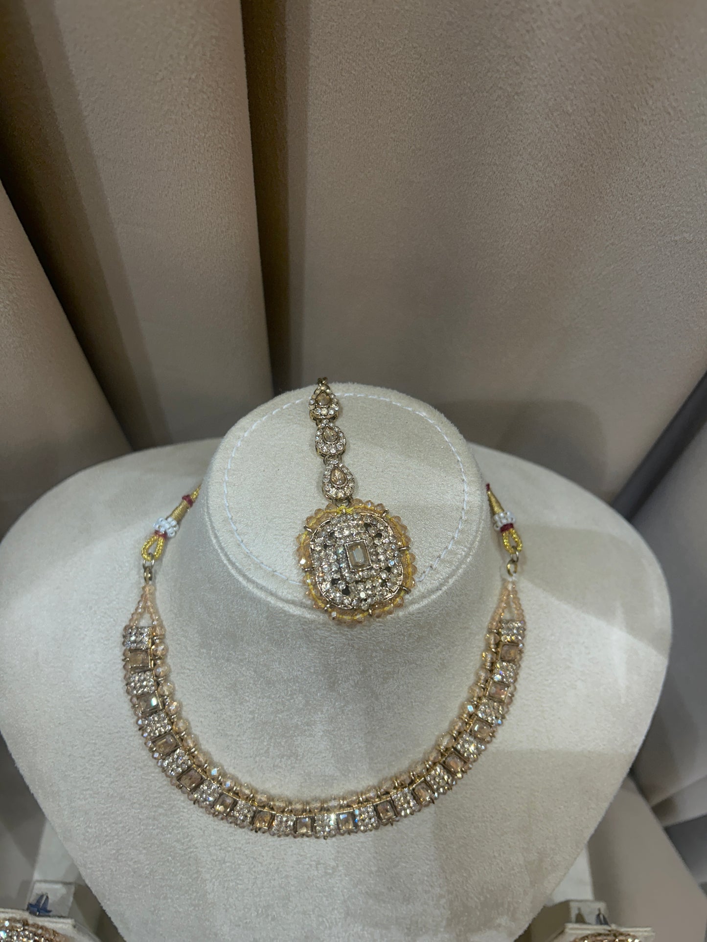 Rental jewellery