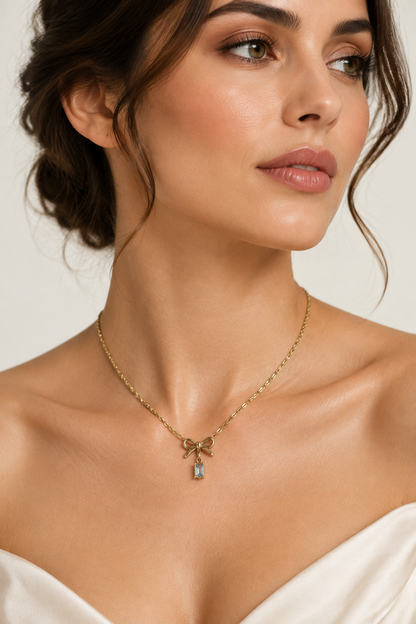 Bow necklace
