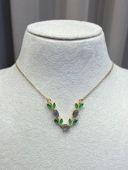 Violet necklace