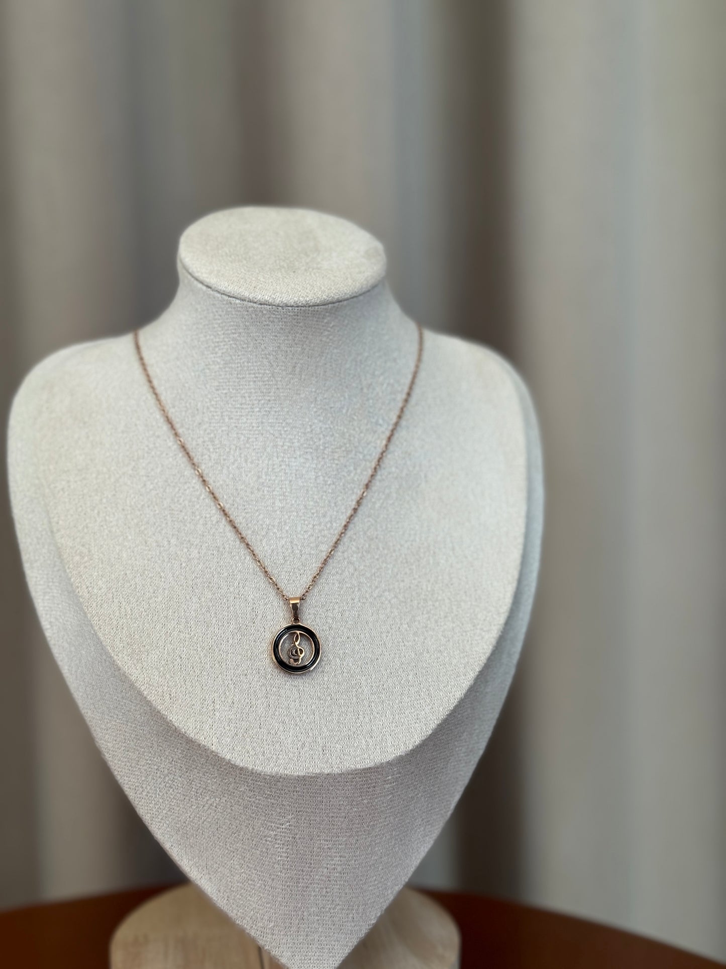 Music necklace