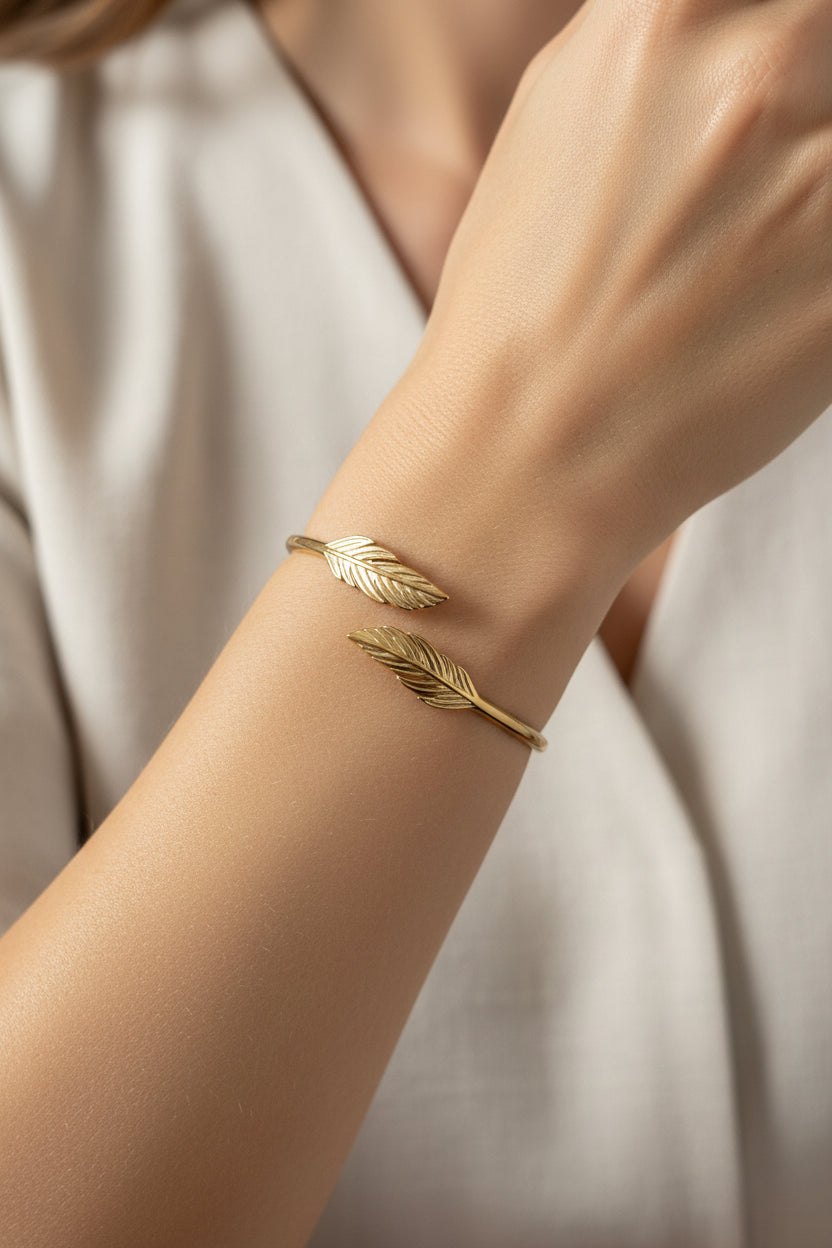 Noor Twist Bangle