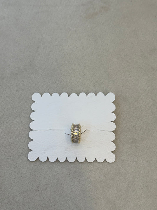 Middle Earring