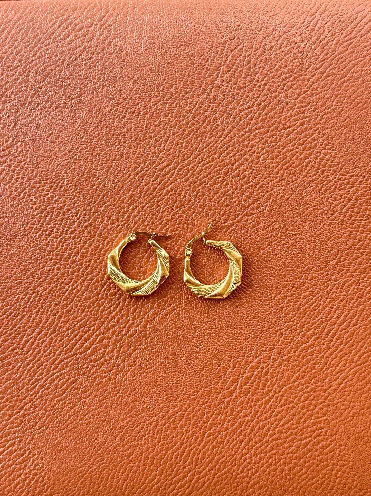 Hoops gold
