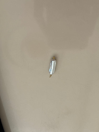 White pearl charm