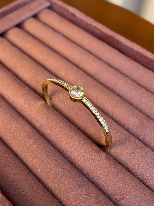 Baby sized Round stone Bangle