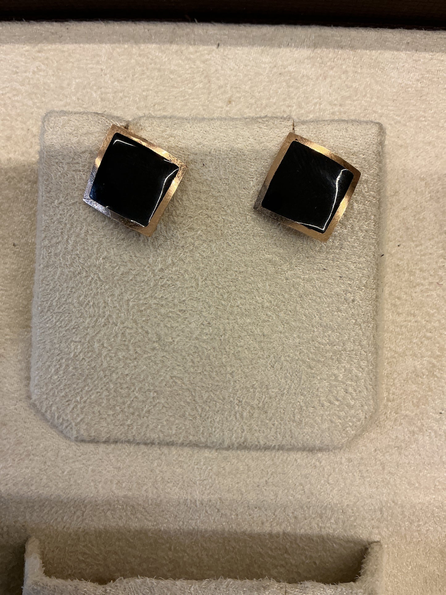 Square  Earring stud