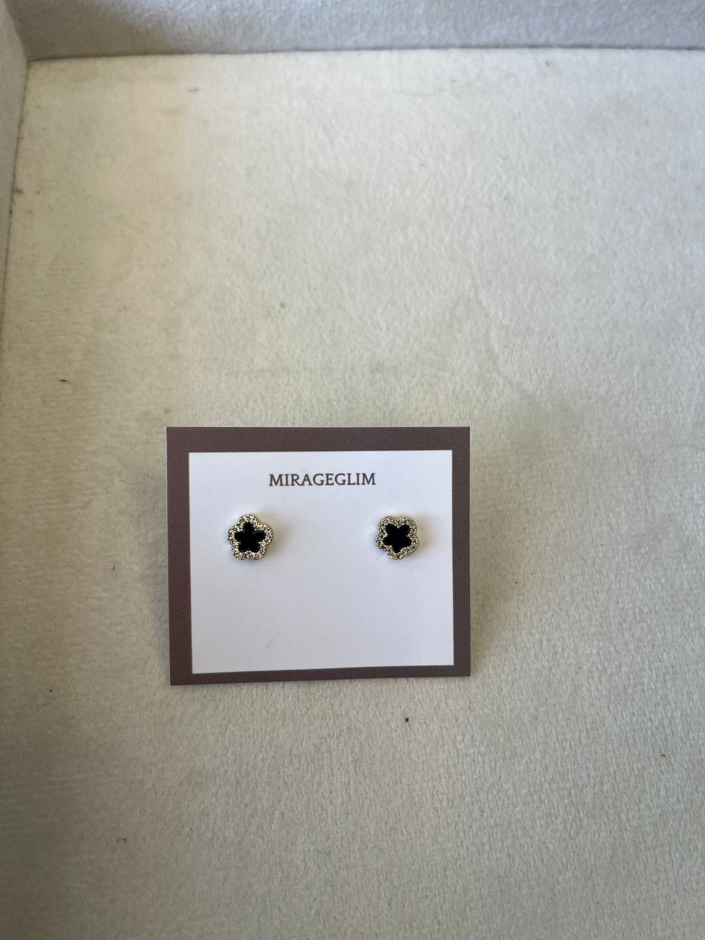 EARRING
