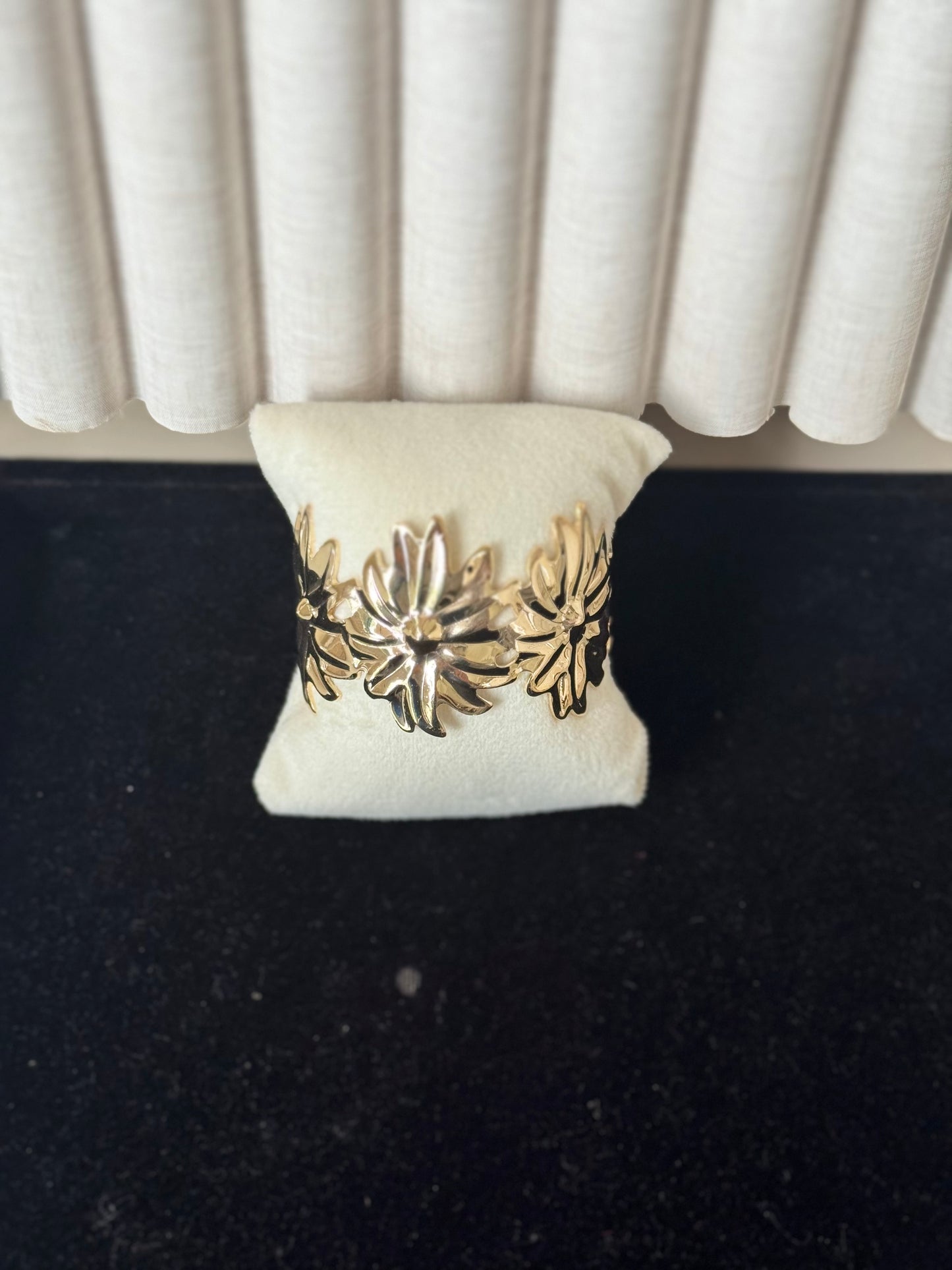 Flower cuff bangle