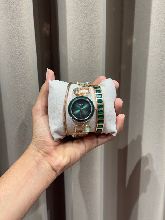 Rose gold stack