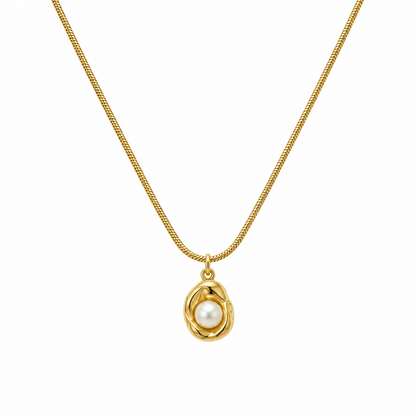 Amora necklace