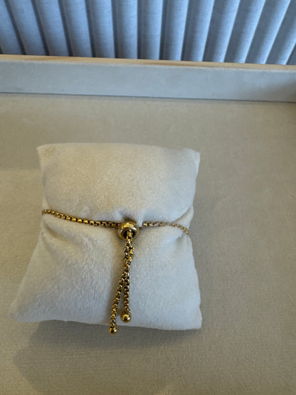 Adjustale Flowers gold bracelet