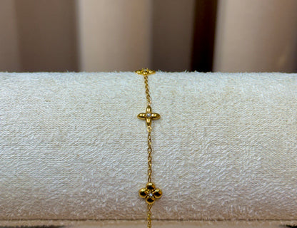 Flower bracelet gold