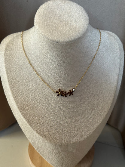 Flower necklace