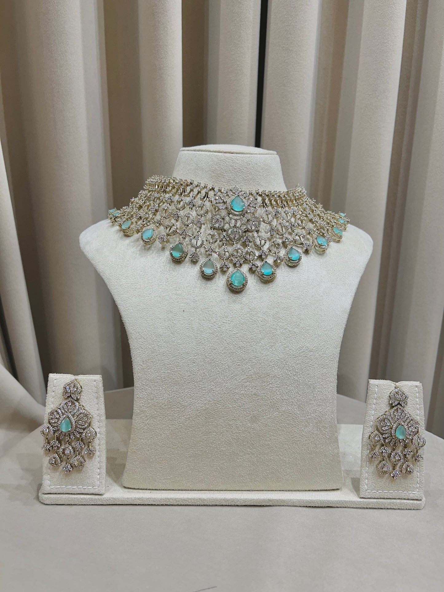 Ad Rental jewellery