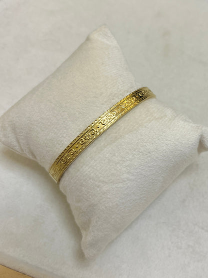 Amna Gold Bangle Adult size