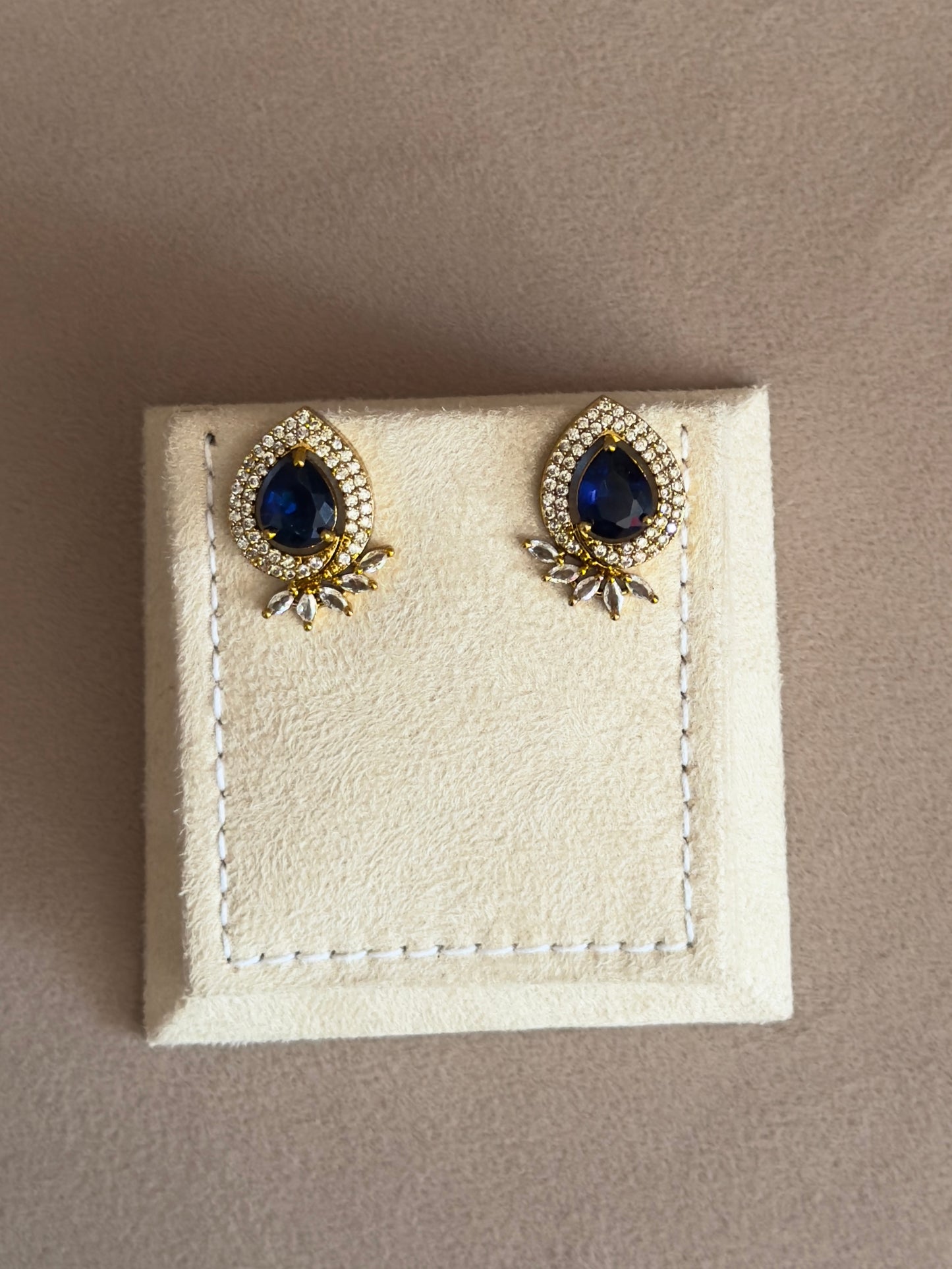 Pearl drop purple earring